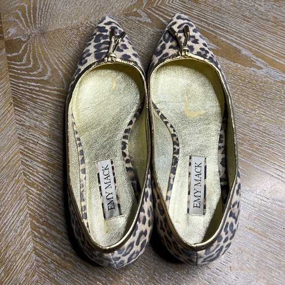 EMY MACK Leopard Leather Gold Pointy Flats 6 - Picture 6 of 12